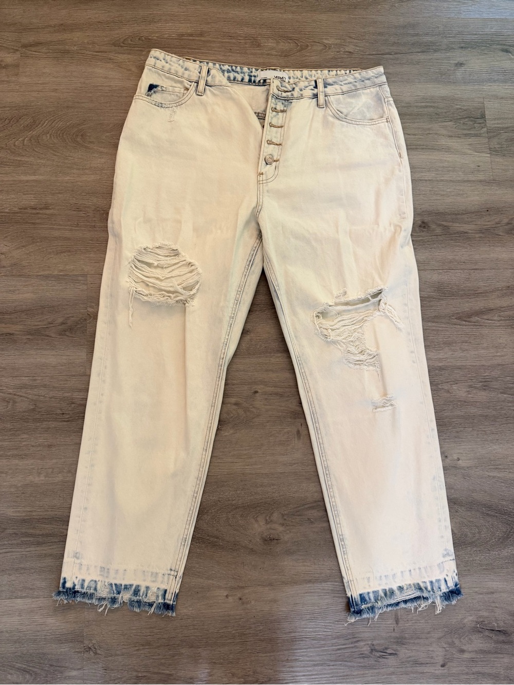 VERVET BY FLYING MONKEY Light Acid Wash Blue Jeans